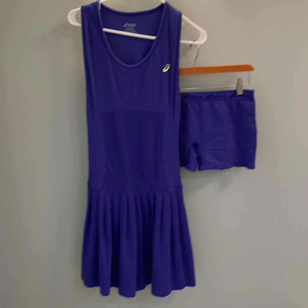 Aasics Tennis Dress size Large